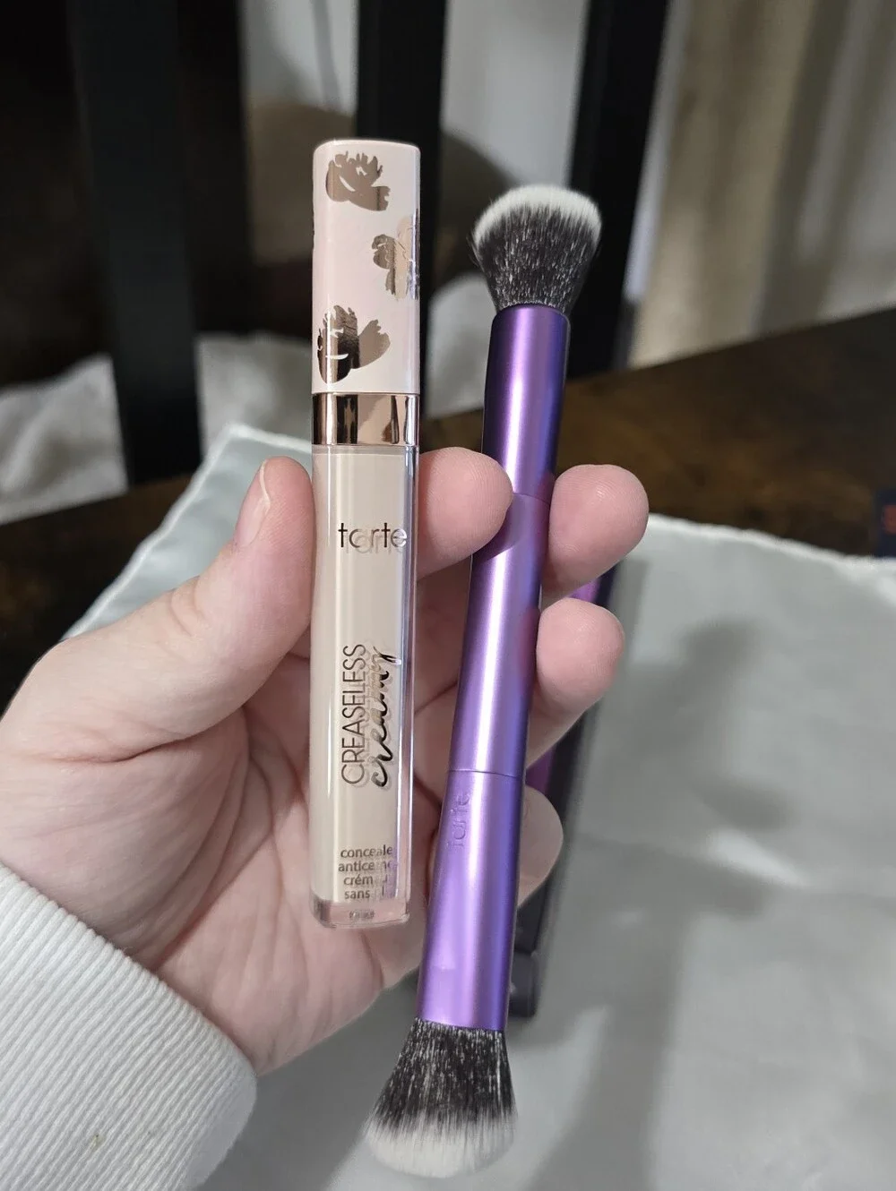 Tarte Creaseless Creamy Concealer + brush duo
